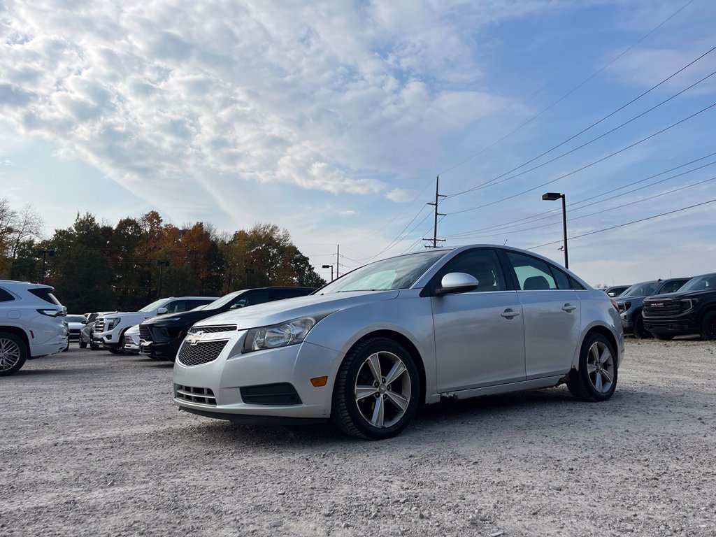 Used 2012 Chevrolet Cruze LT FWD image 2