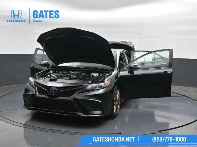 Used 2024 Toyota Camry SE w/ Convenience Package FWD image 55