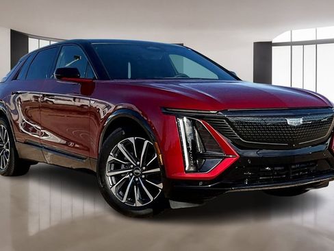 New 2026 Cadillac Lyriq Premium Sport image 2