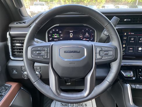 Used 2026 GMC Sierra 2500 Denali Ultimate AWD/4WD image 19