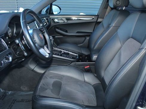 Used 2018 Porsche Macan Sport Edition image 5
