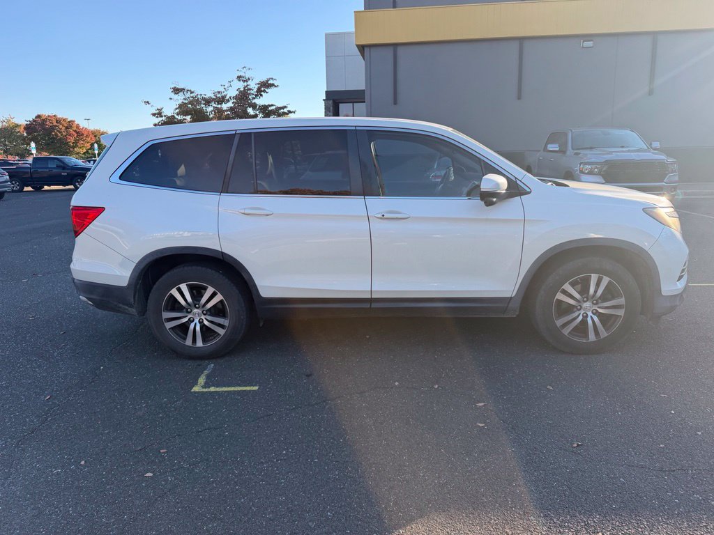 Used 2016 Honda Pilot EX image 5