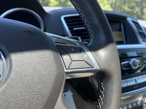 Used 2012 Mercedes-Benz ML 350 4MATIC image 42