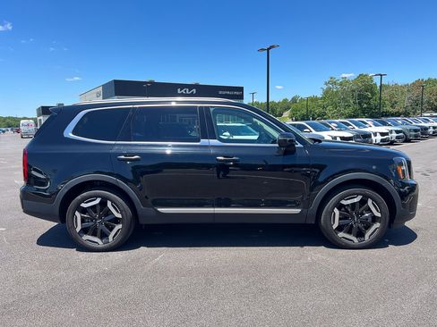 Used 2024 Kia Telluride S w/ S Sunroof Package FWD image 10