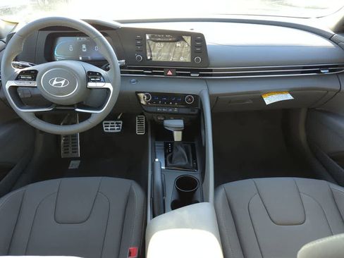 New 2026 Hyundai Elantra Sport FWD image 18