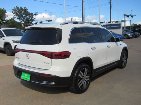 Used 2022 Mercedes-Benz EQB 300 4MATIC w/ Exclusive Package image 6