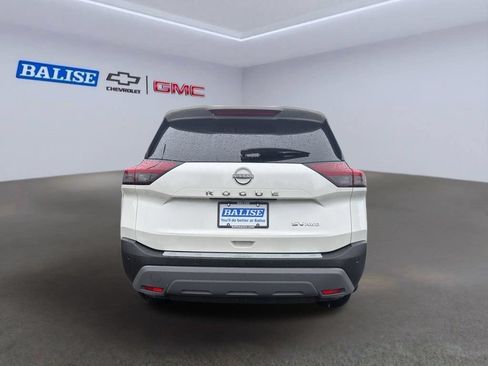 Used 2023 Nissan Rogue SV AWD/4WD image 6