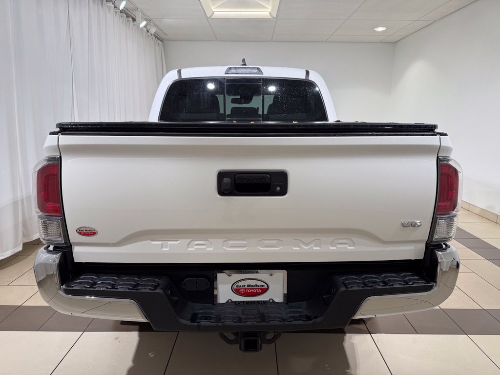 Used 2021 Toyota Tacoma TRD Off-Road AWD/4WD image 4