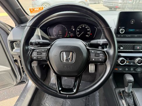 Used 2025 Honda Civic Sport image 16