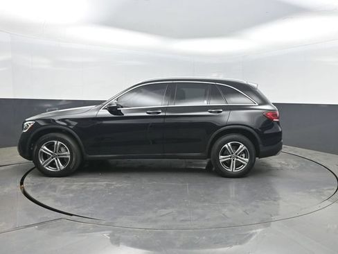 Used 2022 Mercedes-Benz GLC 300 image 3