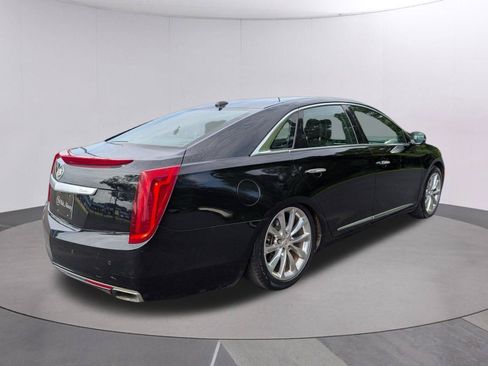 Used 2014 Cadillac XTS Luxury w/ Driver Awareness Package FWD image 5