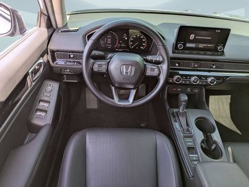 Used 2024 Honda Civic EX-L image 17