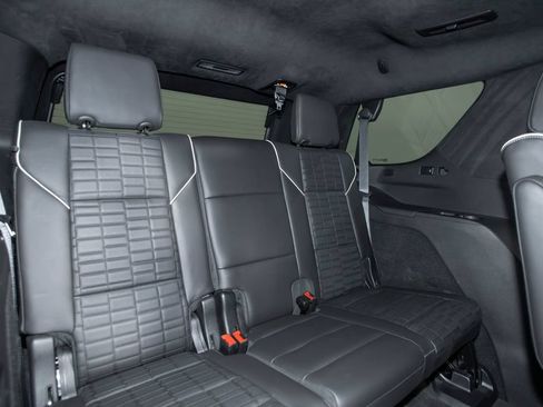 Used 2022 Cadillac Escalade Sport Platinum w/ Heavy-Duty Trailer Package AWD/4WD image 55