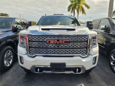 Used 2023 GMC Sierra 2500 Denali w/ Denali Ultimate Package image 2
