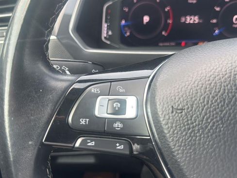 Used 2020 Volkswagen Tiguan SEL Premium R-Line AWD/4WD image 33