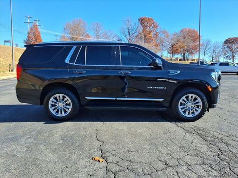 Used 2021 GMC Yukon SLT image 2