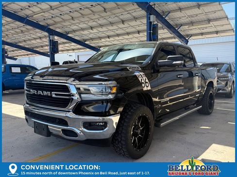 Used 2019 RAM 1500 Big Horn AWD/4WD image 2
