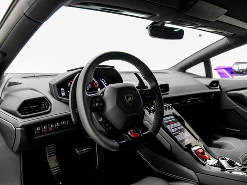 Used 2024 Lamborghini Huracan EVO AWD/4WD image 5