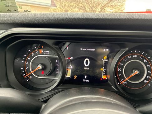 New 2026 Jeep Gladiator Sport image 15