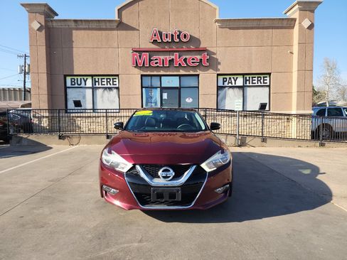 Used 2017 Nissan Maxima 3.5 SL image 2