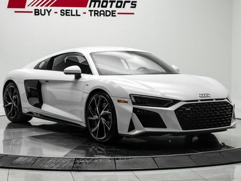 Used 2021 Audi R8 V10 RWD image 5