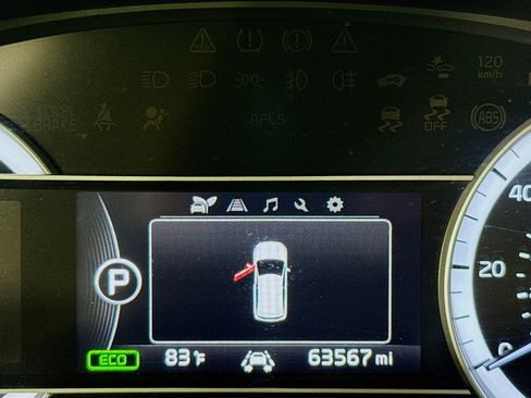 Used 2018 Kia Niro EX FWD image 14