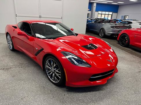 Used 2019 Chevrolet Corvette Stingray Coupe w/ Battery Protection Package RWD image 22