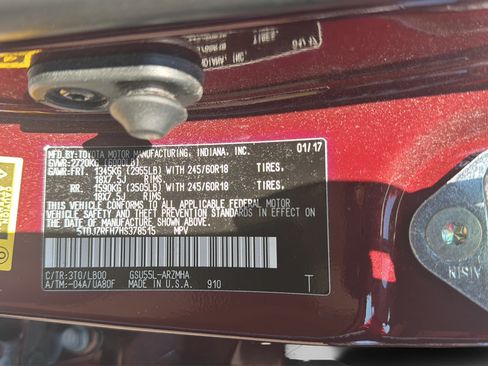 Used 2017 Toyota Highlander XLE AWD/4WD image 38