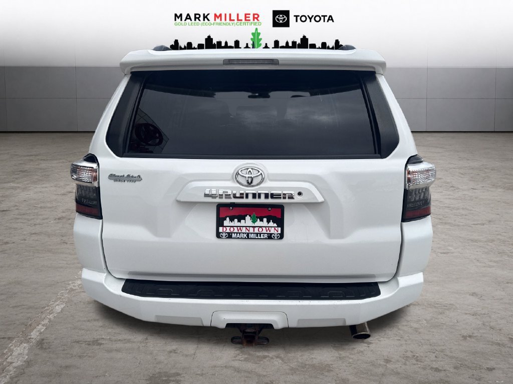 Certified 2019 Toyota 4Runner SR5 Premium AWD/4WD image 4
