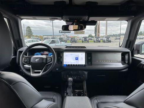 New 2025 Ford Bronco Badlands image 21