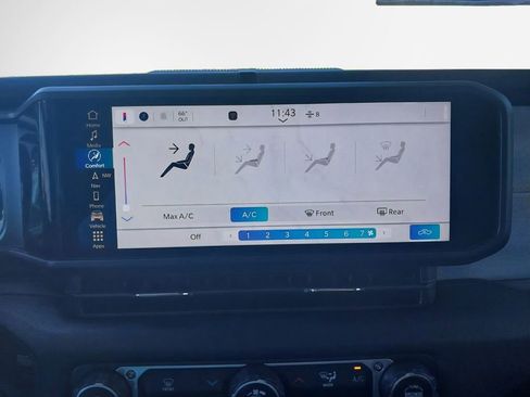 New 2025 Jeep Gladiator Sport image 15