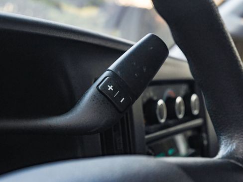 Used 2024 Chevrolet Express 2500 w/ Driver Convenience Package image 33