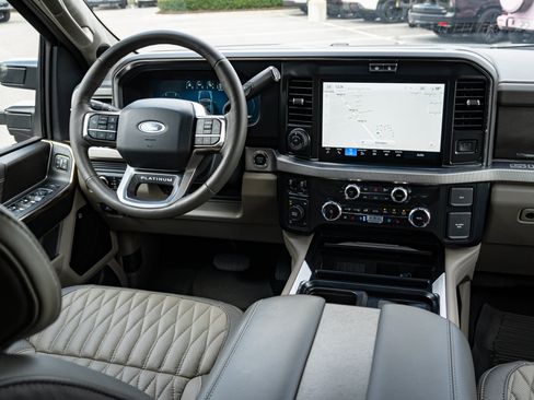 Used 2026 Ford F250 Platinum w/ Platinum Plus Package AWD/4WD image 30