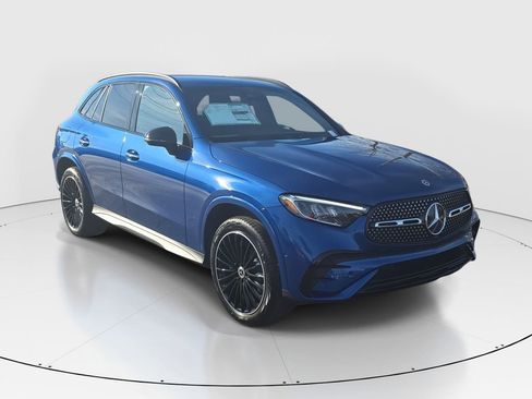 New 2026 Mercedes-Benz GLC 300 4MATIC image 3