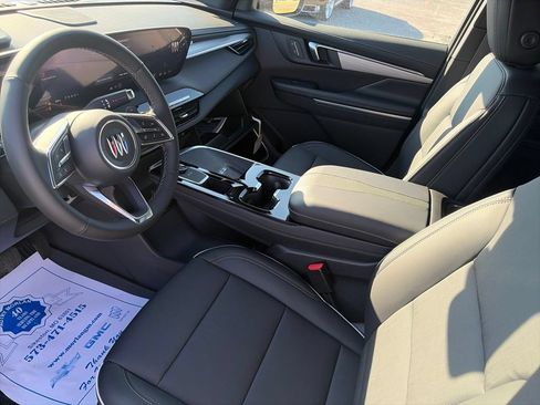 New 2026 Buick Enclave Preferred w/ LPO, Floor Liner Package FWD image 16