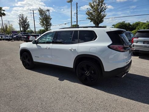 New 2026 GMC Acadia Elevation w/ Black Edition FWD image 11