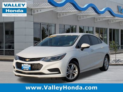 Used 2017 Chevrolet Cruze LT