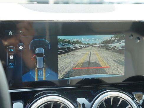 New 2025 Mercedes-Benz GLA 250 GLA 250 image 18