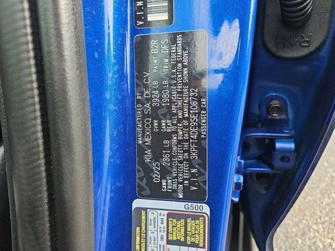 Used 2025 Kia K4 LXS image 30