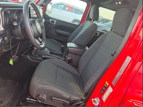 Used 2024 Jeep Wrangler Unlimited Sport AWD/4WD image 5