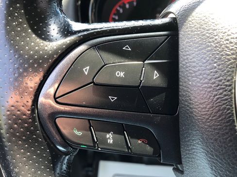 Used 2021 Dodge Durango AWD image 32