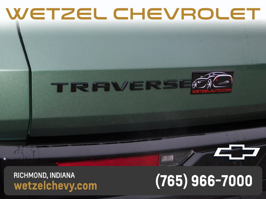 New 2027 Chevrolet Traverse RS w/ LPO, Floor Liner Package FWD image 48