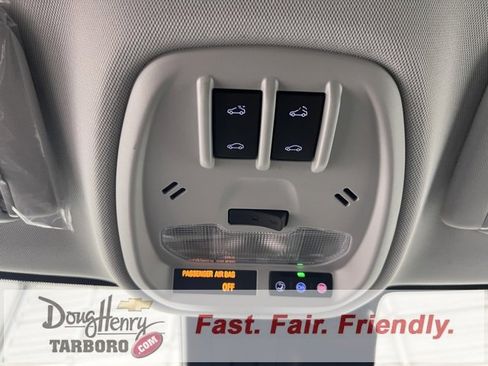 New 2025 Chevrolet Trax LT w/ Sunroof Package image 47