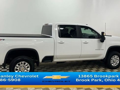 Certified 2024 Chevrolet Silverado 2500 LT w/ Convenience Package AWD/4WD image 4
