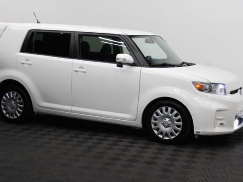 Used 2013 Scion xB 10 Series image 3