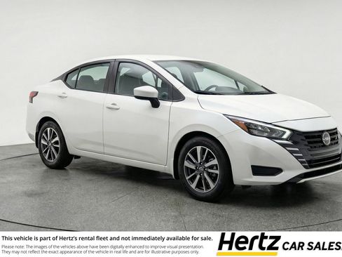 Used 2025 Nissan Versa SV FWD image 1