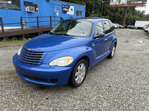 Used 2006 Chrysler PT Cruiser Touring FWD image 4