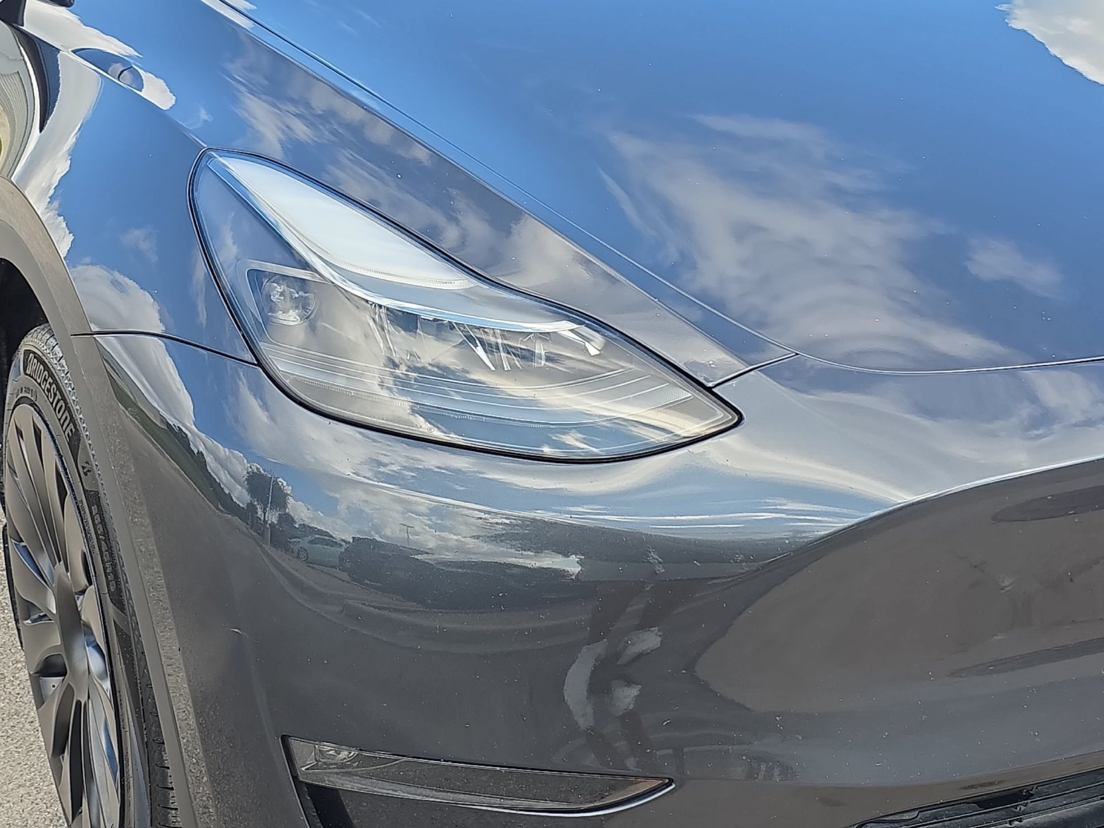 Used 2024 Tesla Model Y Long Range AWD/4WD image 26