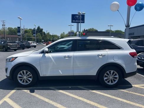 Used 2016 Kia Sorento AWD image 8