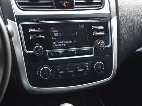 Used 2018 Nissan Altima 2.5 S w/ S Convenience Package image 19